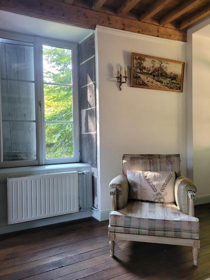 Gites Le Vieux Vinzelles Volvic Exterior foto
